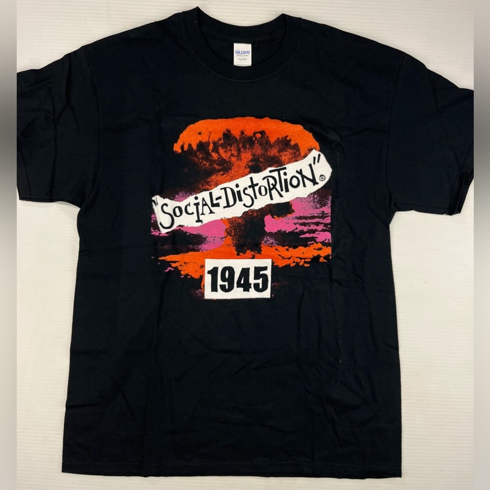 Social Distortion 1945 Band shirt Large New
